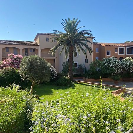 2 Bedrooms, 15 Min Walk To Beach, Ac, Pool & Fiber Internet In A Quiet, Private Gated Domain 5Kms To St Tropez Cogolin Exterior photo