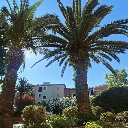 2 Bedrooms, 15 Min Walk To Beach, Ac, Pool & Fiber Internet In A Quiet, Private Gated Domain 5Kms To St Tropez Cogolin Exterior photo