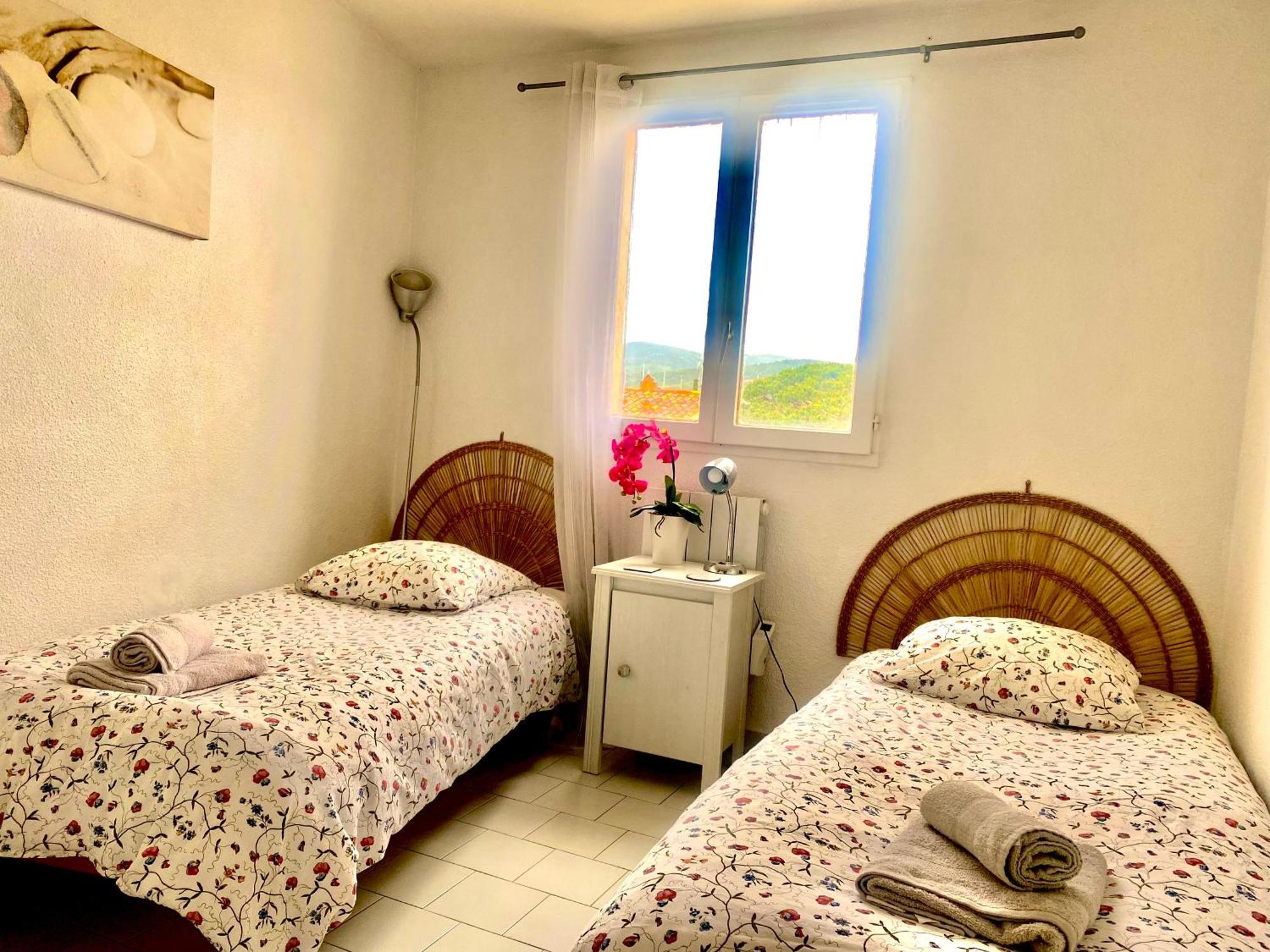 2 Bedrooms, 15 Min Walk To Beach, Ac, Pool & Fiber Internet In A Quiet, Private Gated Domain 5Kms To St Tropez Cogolin Exterior photo